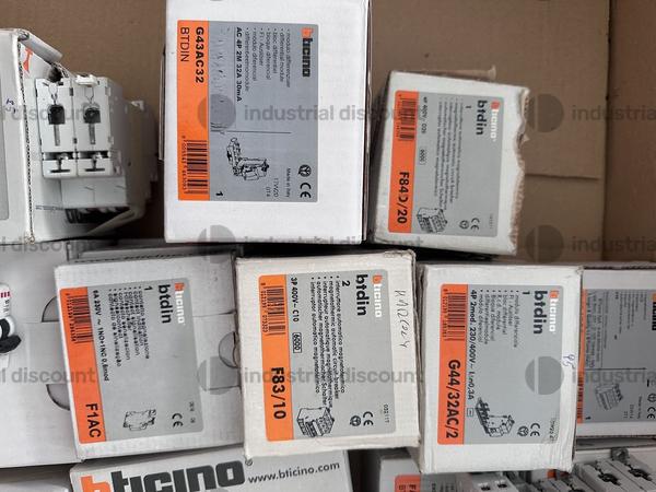 3#9422 Ricambi ed accessori elettrici in vendita - foto 10