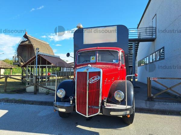 Autocarri in vendita