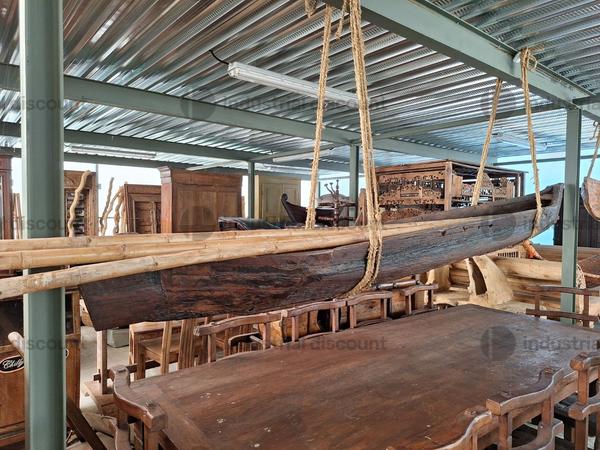 8#9425 Canoa Borneo e Armadietto con Sculture Timor in vendita - foto 4