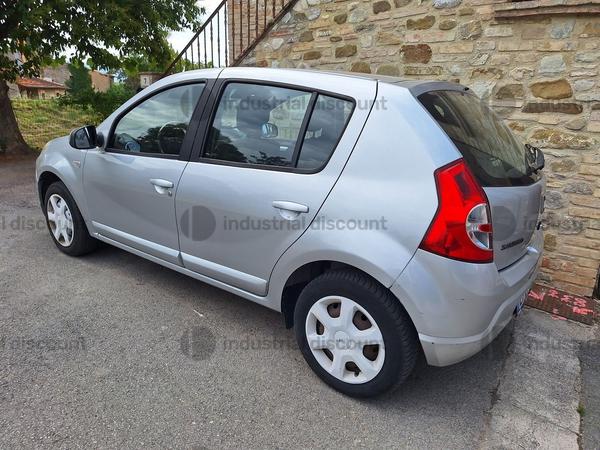 1#9427 Autovettura Dacia Sd Sandero in vendita - foto 2