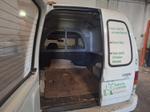 Immagine 8 - Furgone Volkswagen Caddy e attrezzatura per prodotti plastici - Lotto 1 (Asta 9428)