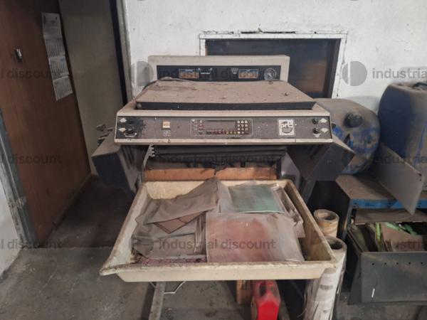 1#9428 Furgone Volkswagen Caddy e attrezzatura per prodotti plastici in vendita - foto 12