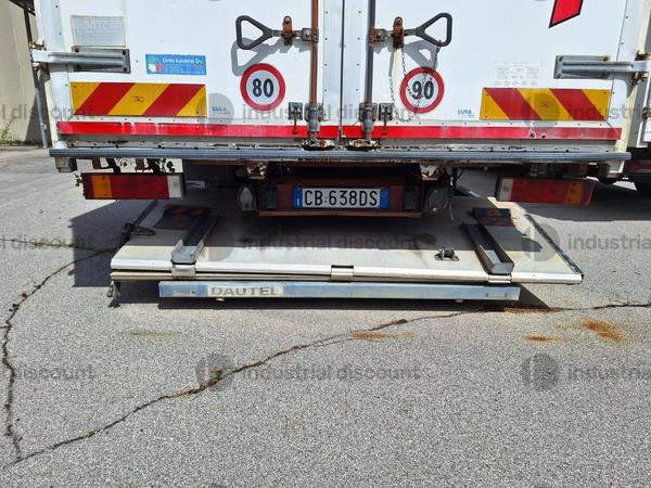 772#9433 Autocarro Iveco 120E18 in vendita - foto 4