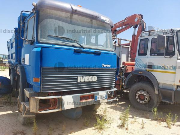13#9446 Autocarro Iveco Magirus in vendita - foto 2