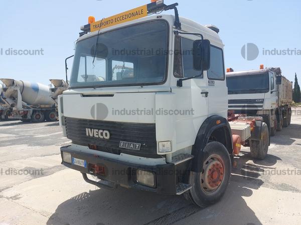 5#9446 Trattore stradale Fiat Iveco 190.38 in vendita - foto 1