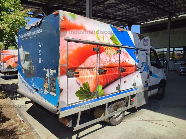 2#9451 Furgone isotermico Iveco Daily 35 in vendita - foto 4