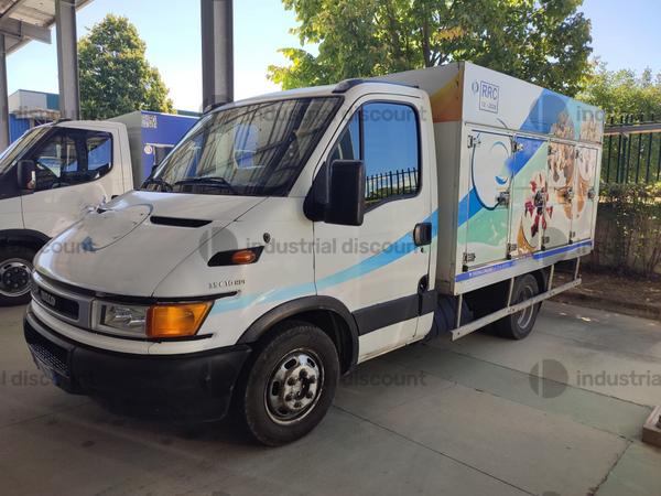 3#9451 Furgone isotermico Iveco Daily 35C10 in vendita - foto 1