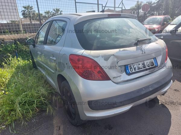 10#9453 Autovettura Peugeot 207 in vendita - foto 3