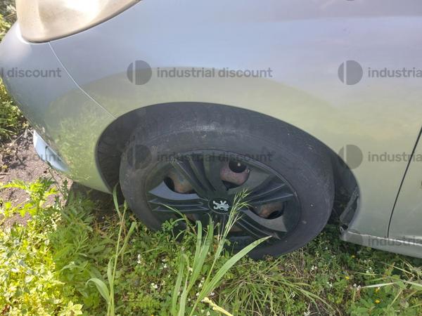 10#9453 Autovettura Peugeot 207 in vendita - foto 8