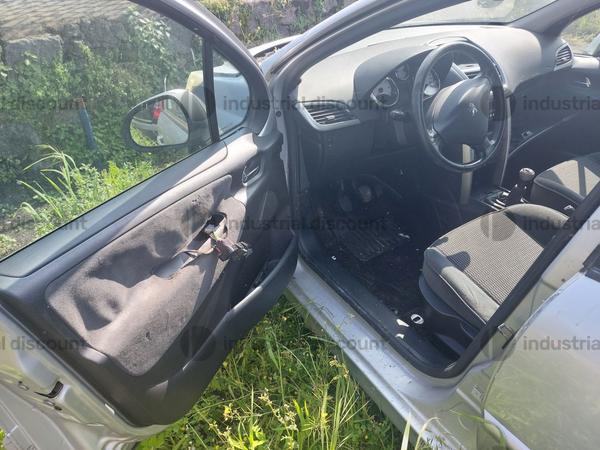 10#9453 Autovettura Peugeot 207 in vendita - foto 9