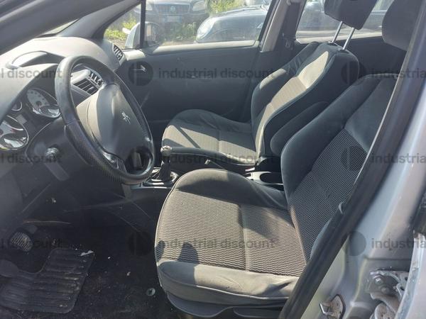 10#9453 Autovettura Peugeot 207 in vendita - foto 10