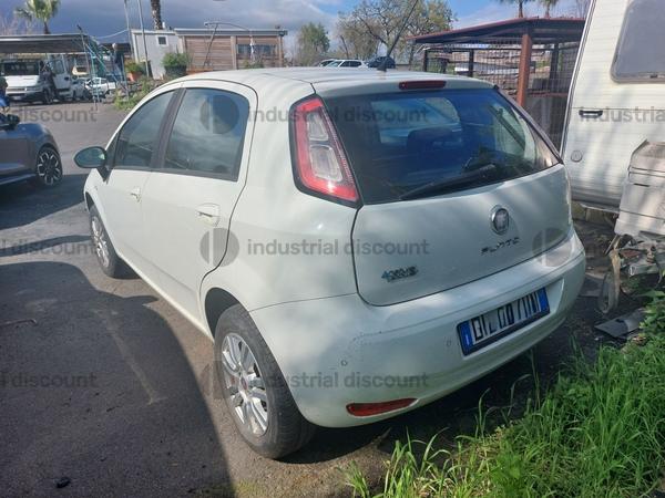 11#9453 Autovettura Fiat Punto in vendita - foto 3