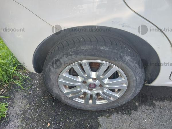 11#9453 Autovettura Fiat Punto in vendita - foto 6