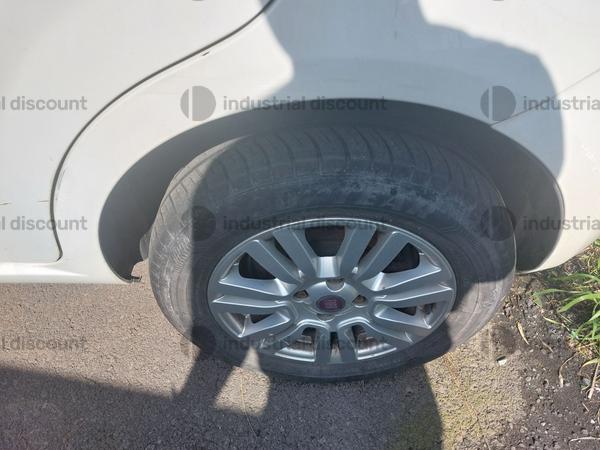11#9453 Autovettura Fiat Punto in vendita - foto 8