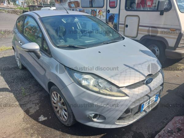 9#9453 Autovettura Ford Fiesta in vendita - foto 2
