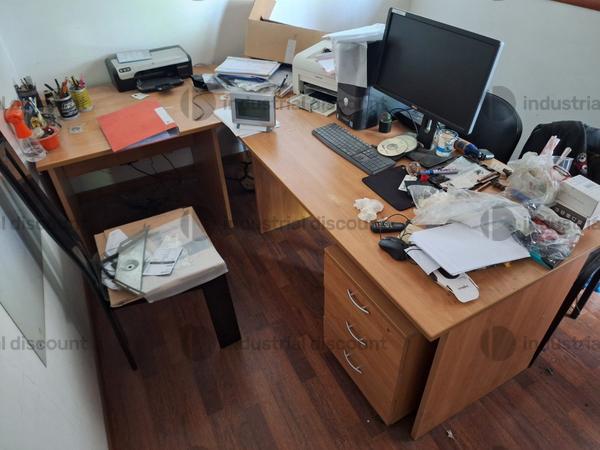 2#9460 Attrezzatura ufficio e magazzino in vendita - foto 18
