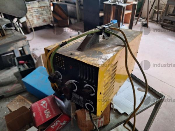 9#9460 Attrezzatura lavorazione lamiere  Attrezzatura ufficio e magazzino Punzonatrice Lvd in vendita - foto 5