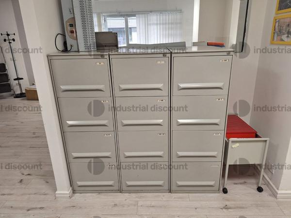 1#9468 Attrezzatura informatica e arredo ufficio in vendita - foto 2