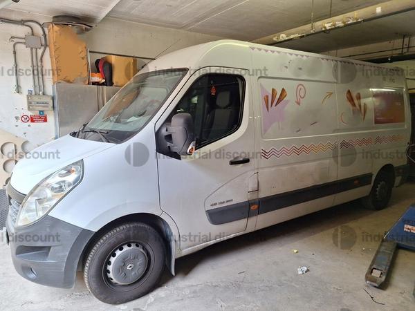 2#9468 Furgone Renault con sponda posteriore e Furgone Nissan in vendita - foto 1