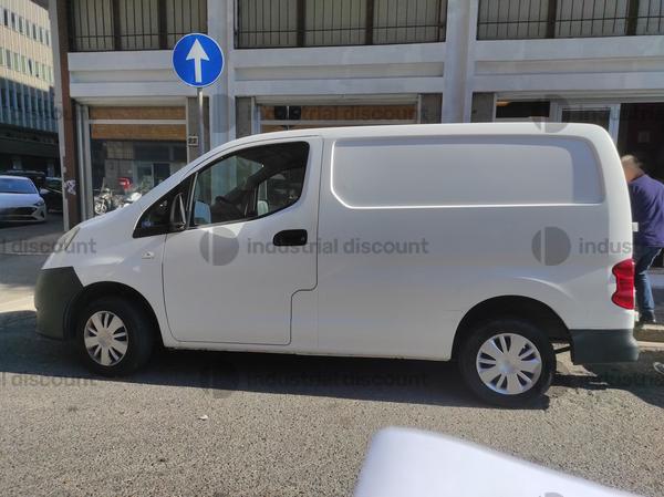 2#9468 Furgone Renault con sponda posteriore e Furgone Nissan in vendita - foto 9