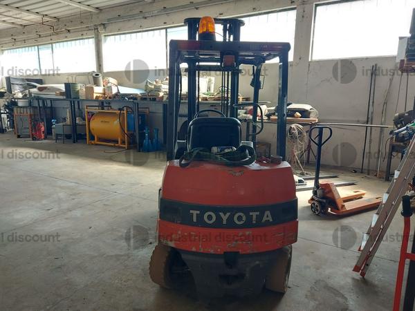 15#9469 Carrello elevatore elettrico Toyota in vendita - foto 3