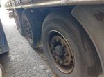 Image 17 - Tri-axle semi-trailer - Lot 6 (Auction 9469)