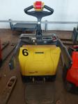 Immagine 2 - Transpallet elettrico Yale MP20X - Lotto 12 (Asta 9470)