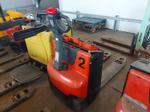 Immagine 1 - Transpallet elettrico BT LWE200 - Lotto 13 (Asta 9470)