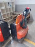 Immagine 3 - Transpallet elettrico BT - Lotto 16 (Asta 9470)