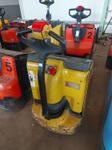 Immagine 4 - Transpallet elettrico Yale MP18 - Lotto 19 (Asta 9470)