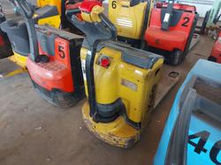 Transpallet elettrico Yale MP18 - Lotto 19 (Asta 9470)
