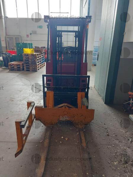 20#9470 Carrello elevatore MIOZZO NYK 1B10P-50-300P in vendita - foto 6