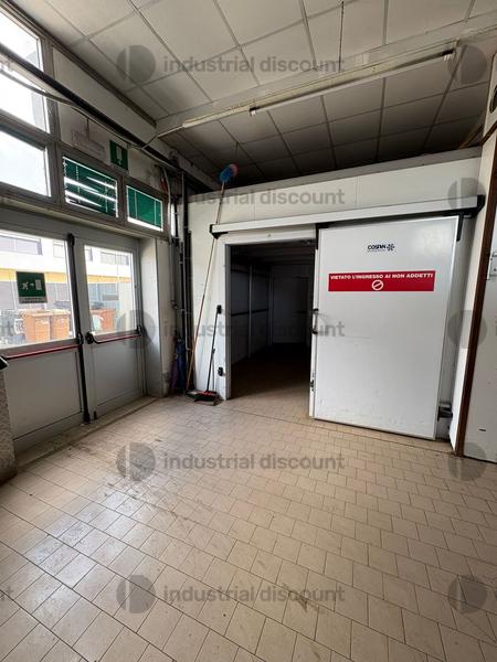 45#9470 Arredo negozio per distribuzione di prodotti ortofrutticoli in vendita - foto 7