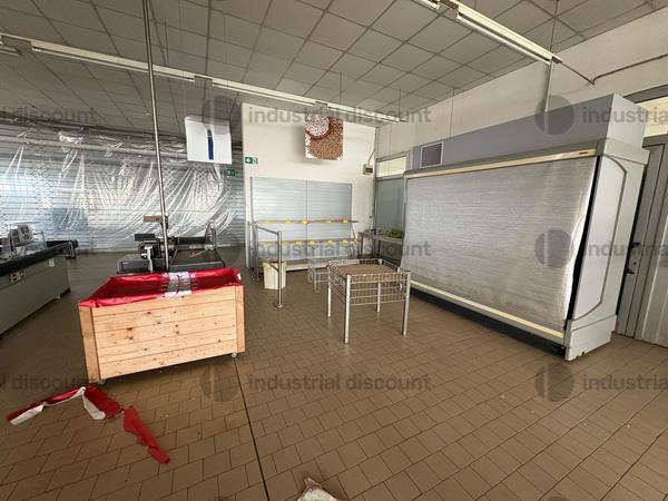 45#9470 Arredo negozio per distribuzione di prodotti ortofrutticoli in vendita - foto 12