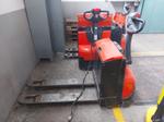 Immagine 2 - Transpallet elettrico BT LWE200 - Lotto 7 (Asta 9470)
