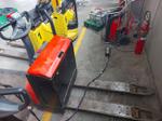 Immagine 3 - Transpallet elettrico BT LWE200 - Lotto 7 (Asta 9470)