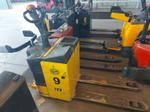 Immagine 3 - Transpallet elettrico OM TSX 20 - Lotto 9 (Asta 9470)