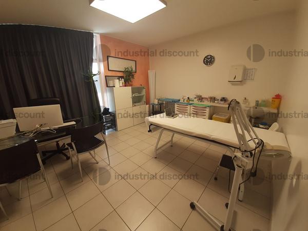Attività commerciali in vendita