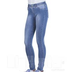 Pantaloni e bermuda donna - Lotto 13 (Asta 9476)