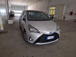 Toyota Yaris hybrid vehicle - Lot 10 (Auction 9480)