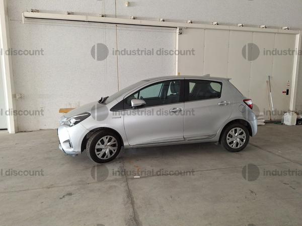 10#9480 Autovettura Toyota Yaris hybrid in vendita - foto 3