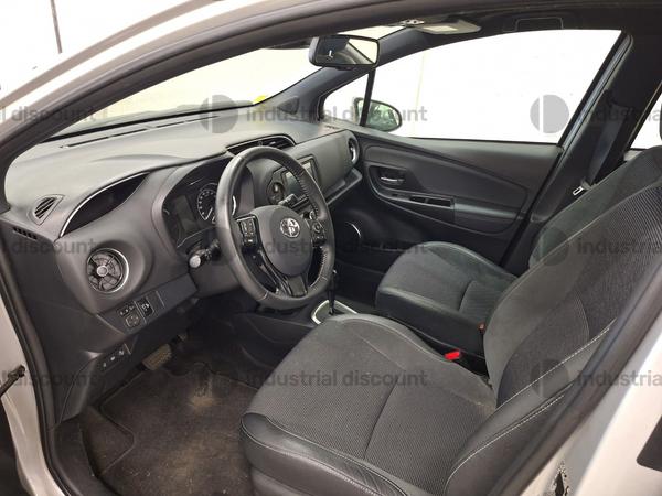 10#9480 Autovettura Toyota Yaris hybrid in vendita - foto 22