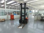 Image 13 - 2 electric forklifts - Lot 14 (Auction 9480)