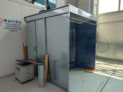 Coral paint booth - Lot 15 (Auction 9480)