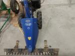 Image 4 - Gardening equipment - Lot 7 (Auction 9480)