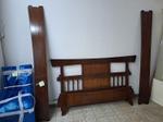 Immagine 2 - Letto ciliegio e sedie - Lotto 28 (Asta 9481)