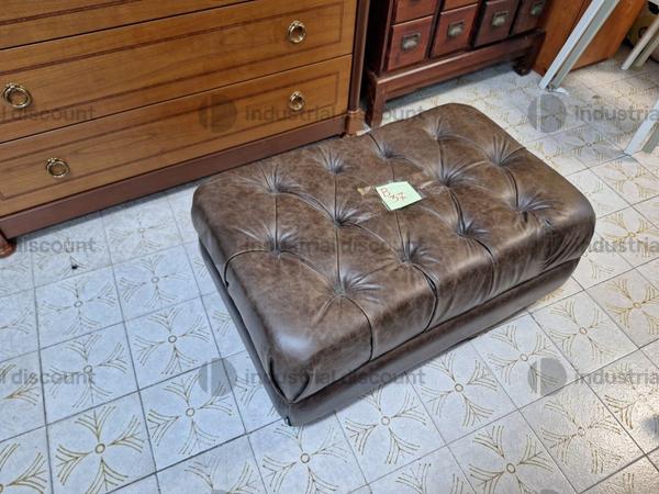 37#9481 Sedia Frag con pouffe e comodini in vendita - foto 2