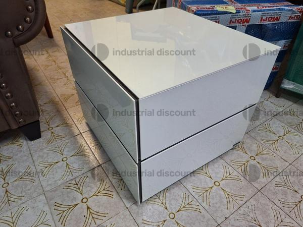 37#9481 Sedia Frag con pouffe e comodini in vendita - foto 10