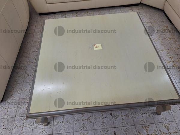 39#9481 Divano angolare Roche Bobois e tavolino in vendita - foto 4