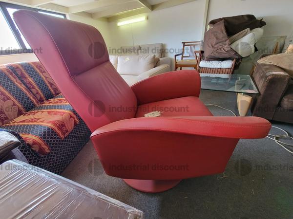 48#9481 Poltrone con mobili accessoti in vendita - foto 1